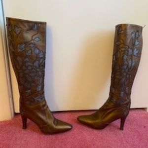 Unique Made in Italy Leather Boots with Embroidery